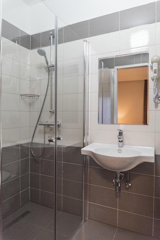 Pension zum Meridianstein Gmund  Bagian luar foto