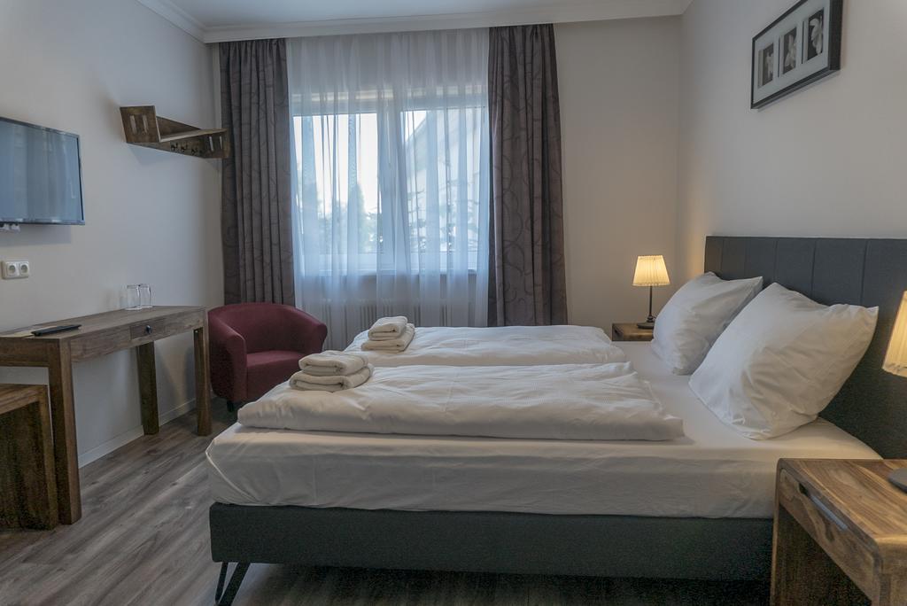 Pension zum Meridianstein Gmund  Bagian luar foto